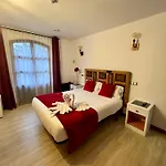 La Leyenda Inn