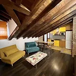 La Leyenda Inn