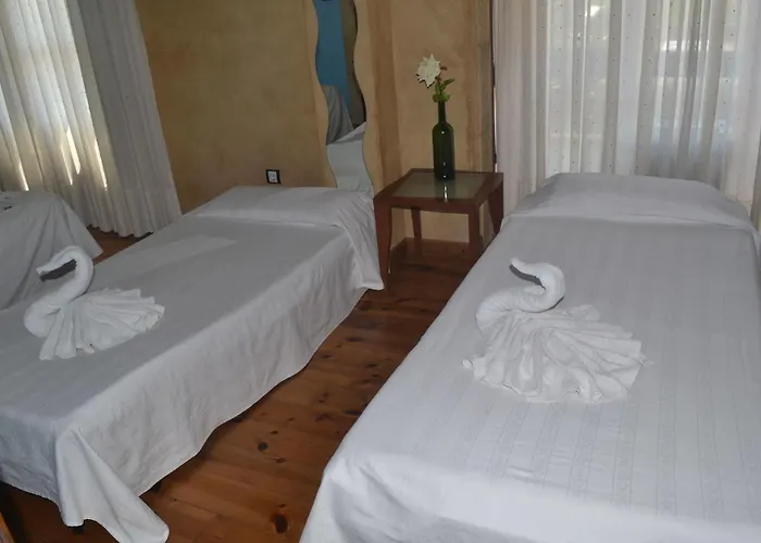 波萨达传奇酒店 宾馆 4*