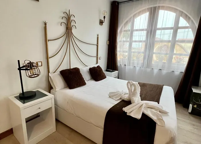 La Leyenda Πανδοχείο Σαντιγιάνα ντελ Μαρ